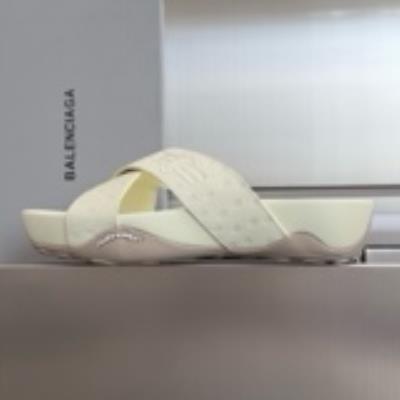 wholesale quality balenciaga monday ultra slippers model no. 151